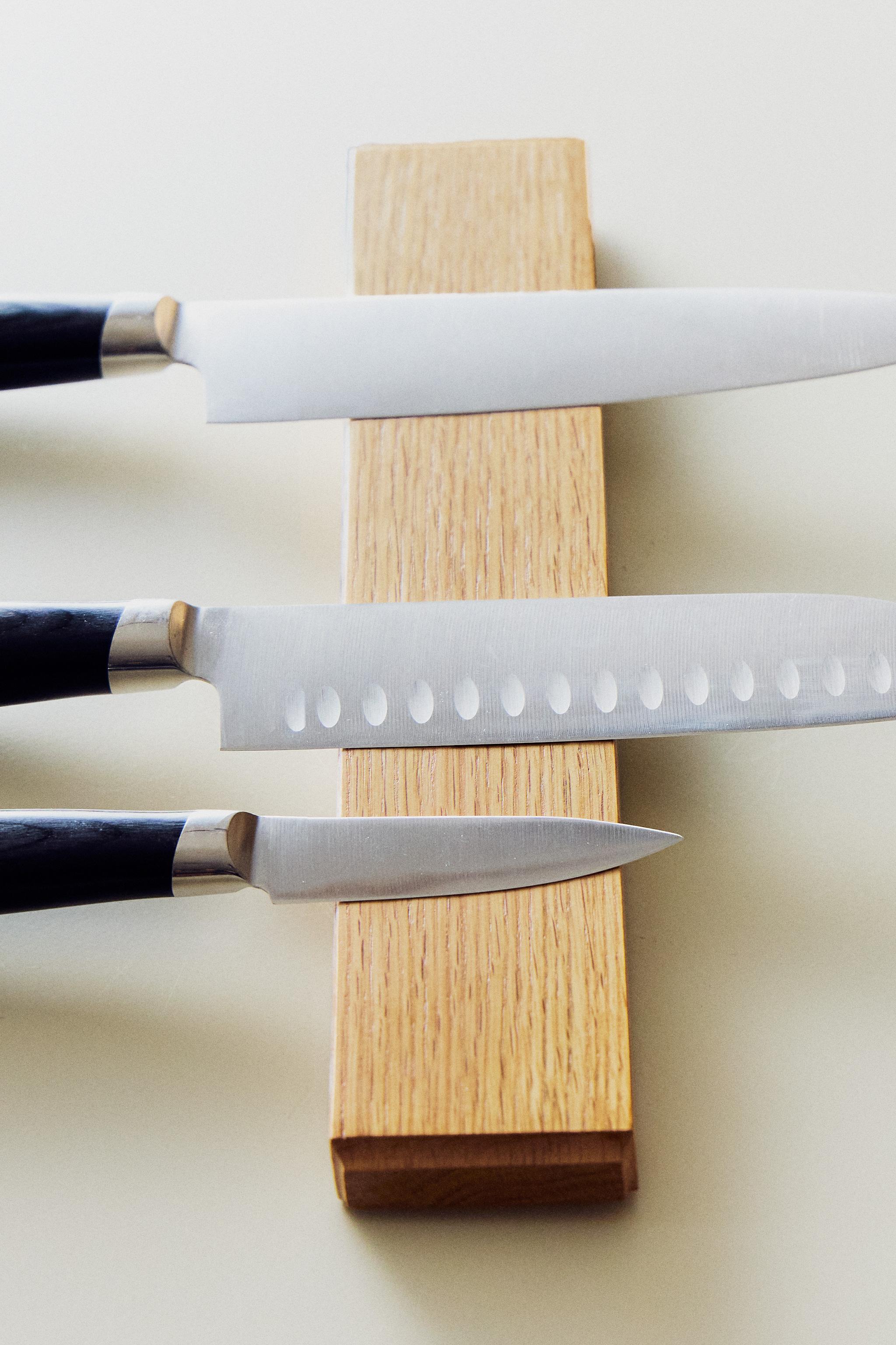 OAK MAGNETIC KNIFE HOLDER